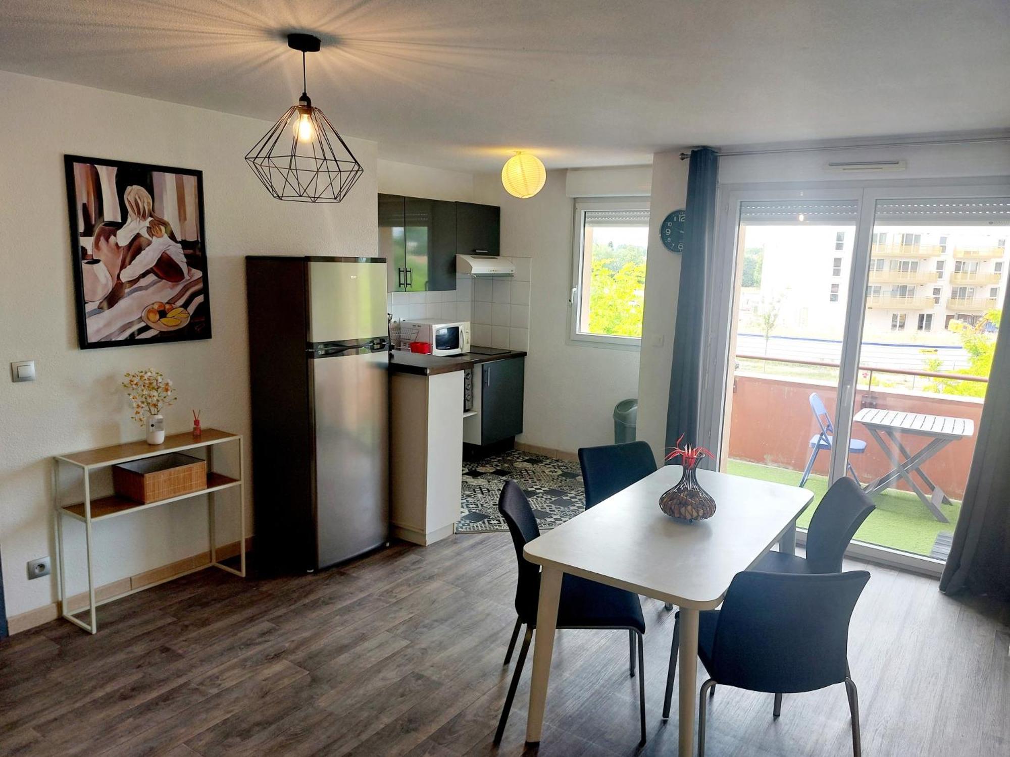 Le Montauriol - Logement Avec Terrasse - Piscine -Tennis - Place De Parking Privee Daire Montauban Dış mekan fotoğraf